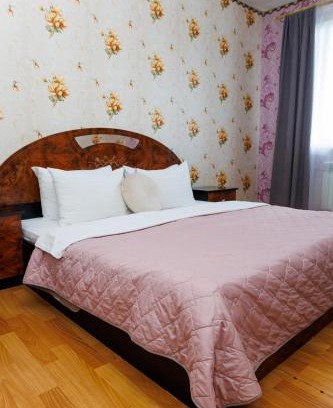 Sukhinovka Apartment | Яскраві квіти мережа квартир Документи для відряджень Безконтактне заселення 24-7