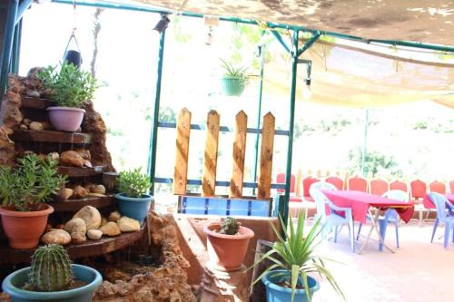 Ajloun House | استراحة ومنتجع قرية الزرب