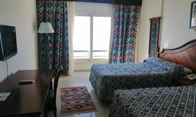 Bouvet Island Apartment | حى النخيل راس البر