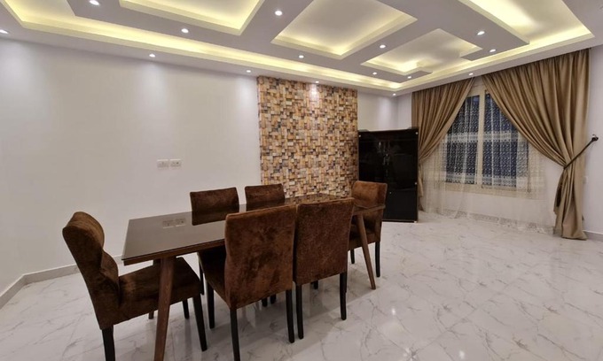 Maadi Apartment | شقه سكنيه مفروشه مودرن علي النيل