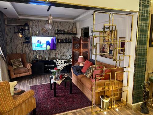 New Cairo Apartment | شقه فاخره بكمبوندبشارع التسعين القاهره الجديده