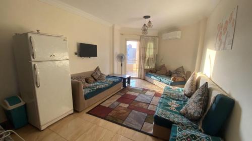 Zafarana Ski Chalet | قرية لاجولى السخنه للعائلات فقط