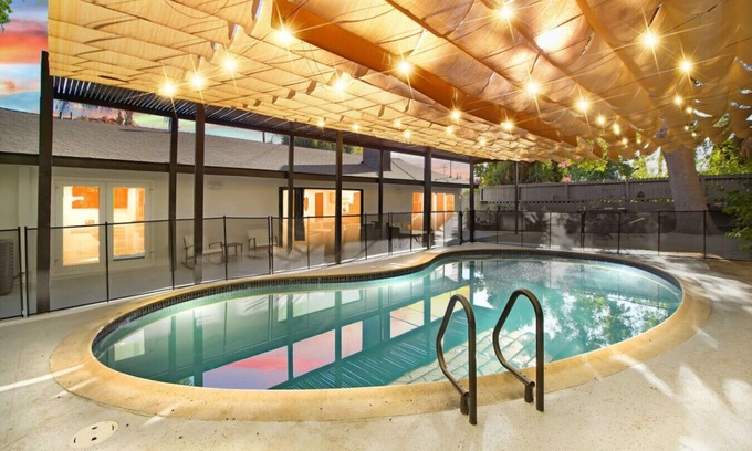 Woodland Hills House | ৎ୭ The Bigler Hideaway ৎ୭w/POOL&MORE