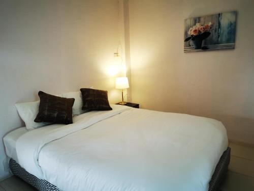 Chaiya House | ชมจันทร์รีสอร์ท ไชยา Chomjan resort