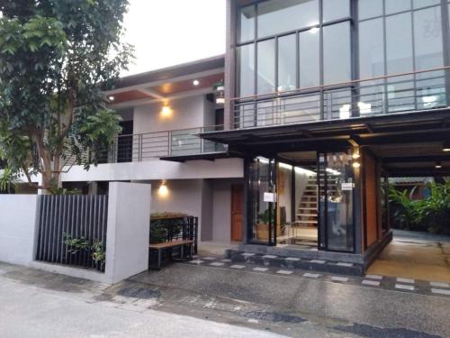 Pak Nakhon Hotel | โกอิ้งแกรนด์