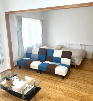 Mikawamachi Apartment | オレンジコーポ 202号室