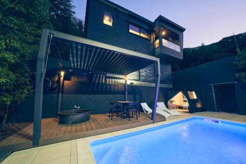 Yumoto Villa | ルクス箱根湯本 LUX HAKONE YUMOTO