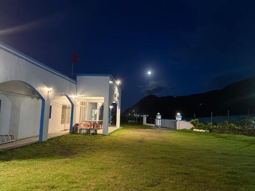 Lanyu House | 伊那部海景民宿 Inapu Ocean View B&B