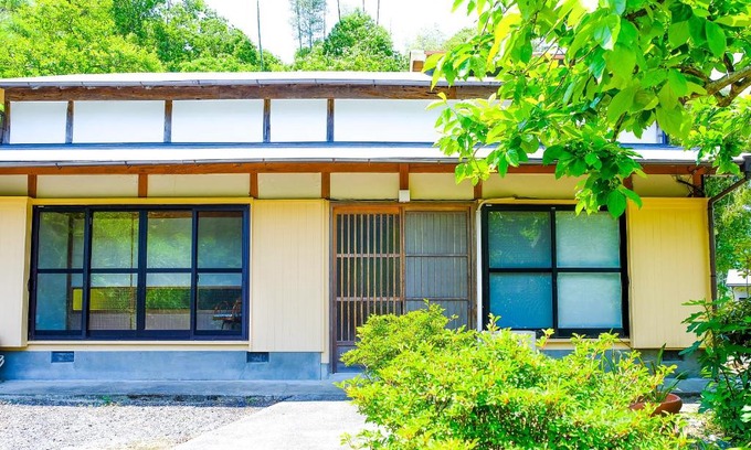 Hata-gun Apartment | 四万十川まで歩いて行ける 一棟まるっと貸し切りの宿 gu