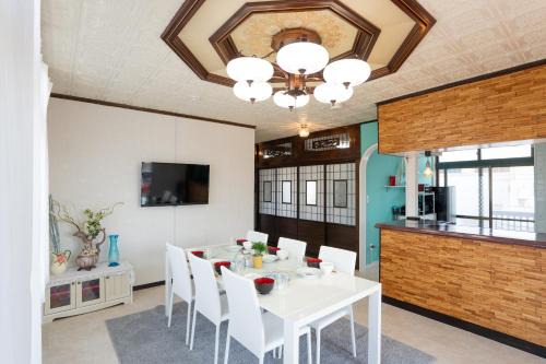 Nago House | 夢ハウス-ビーチ ジャングリア10分! 美ら海水族館30分!