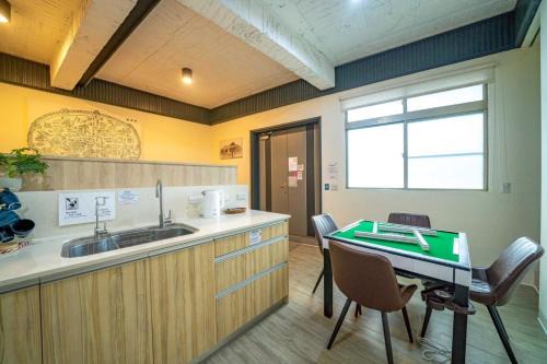 Tainan City Centre Ski Chalet | 小城門 親子寵物包棟民宿 City Door Family and Pet-Friendly Entire Home