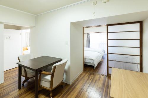 Hakata-ku Apartment | 潤 伊藤ビル