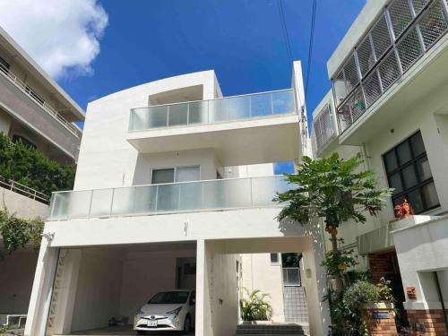 Ameku Villa | 貸切別荘カリイ Vacation Rental KALLY Naha Okinawa