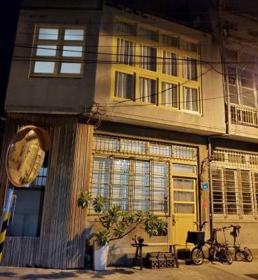 West Central District House | 阡陌-錦町民宿