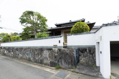 Nagawa House | 香椎苑