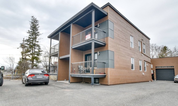 Duberger-Les Saules Apartment | 012- Large 2 bedroom apt on 2 floors with parking and air conditioning