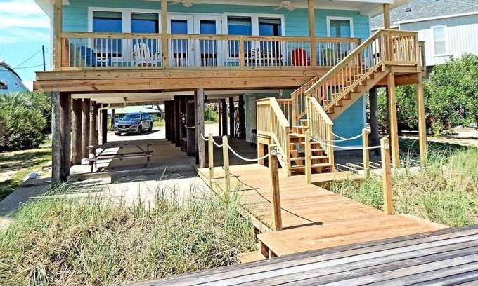 Royal Lagoons House | 040 Baywatch by ACP
