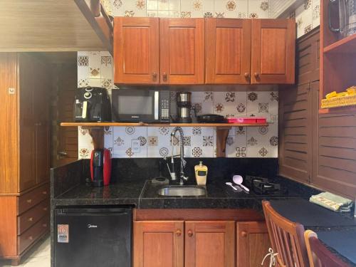 Poco House | 05 Kitnet próximo da praia com ar-condicionado