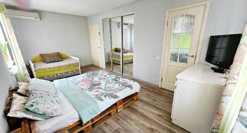 Dnipro Apartment | 1 комнатная квартира, левый берег, Пр Калнышевского, пр Слобожанский, 6 городская клиника