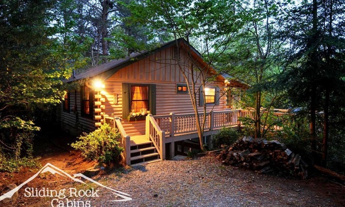 Ellijay Cabin | 1/1 hot tub, king bed, pet friendly-lg fenced yard. ADULT ONLY