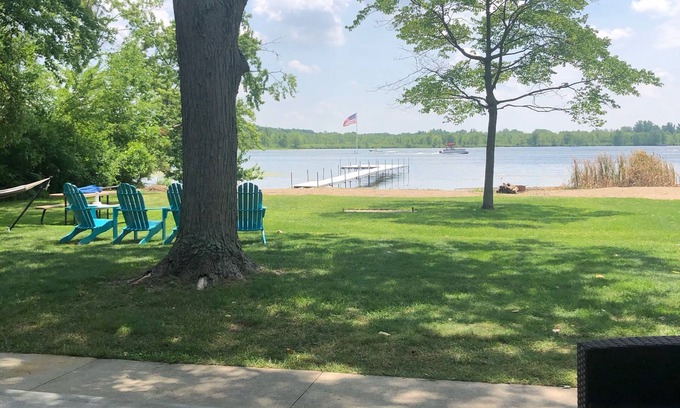 Warsaw House | 1/2 acre Lake Front on Tippecanoe