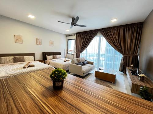 Shah Alam Apartment | 1-5 Pax Comfy Trefoil Studio-Walk to Setia City Mall & Setia City Convention Centre