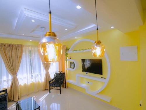 Colva Apartment | 1 Bed Apartment Sleeps 2 - Pool Parking Balcony