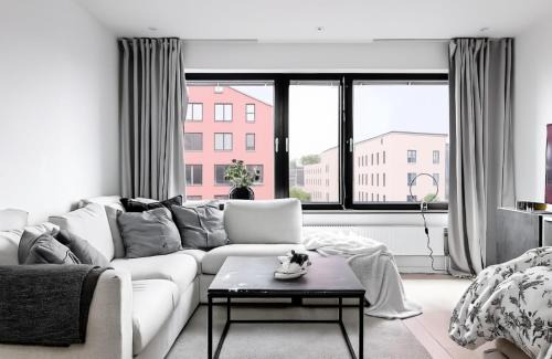 Vaxjo Apartment | 1 Bed Apt- Near Vida Arena Wifi Gym Sauna OnSite