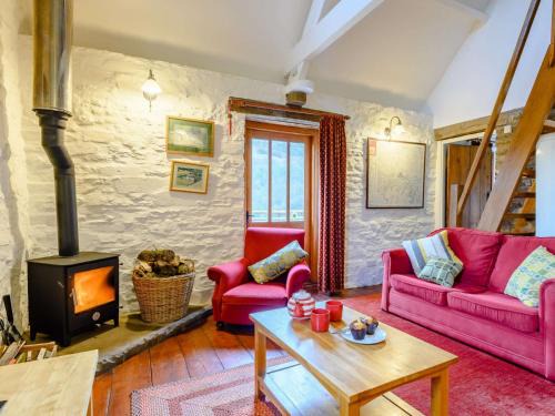 Llanfihangel Tal-y-llyn House | 1 bed in Cantref BN264