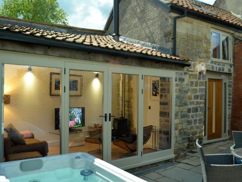 Curry Rivel House | 1 Bed in Curry Rivel 41489