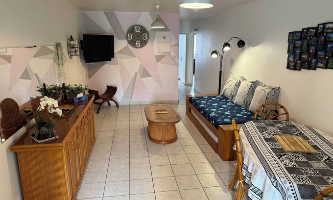 Carosse Apartment | 1 Bedroom Apartment in saint gilles les bains