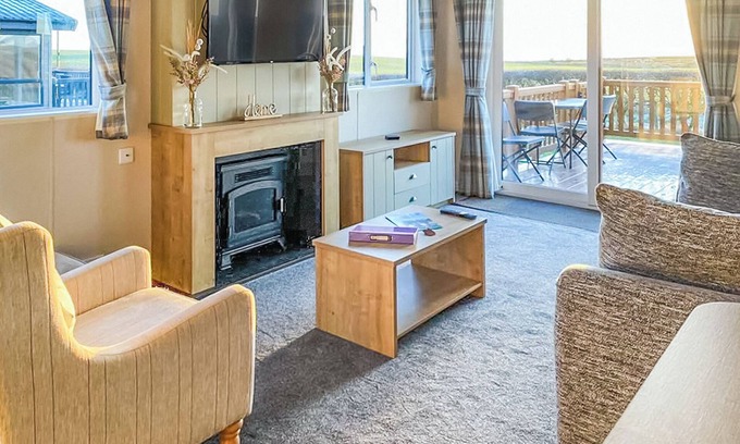 Newton Stewart Ski Chalet | 1 bedroom accommodation in Glenluce, Newton Stewart