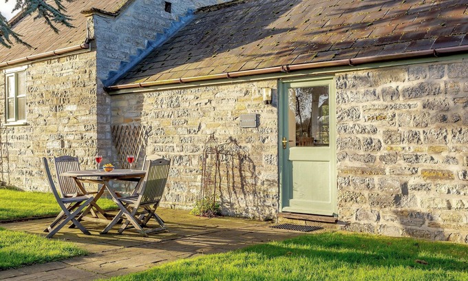 Muchelney Cottage | 1 bedroom accommodation in Langport, near Somerton