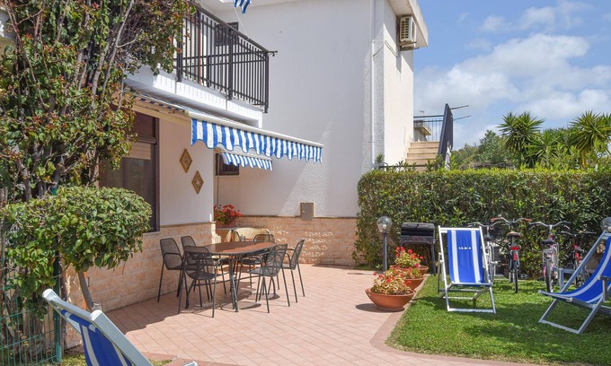 Botricello Apartment | 1 bedroom accommodation in Botricello