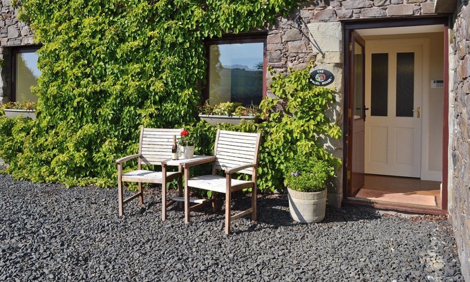 Kirk Yetholm Cottage | 1 bedroom accommodation in Kirk Yetholm, near Kelso