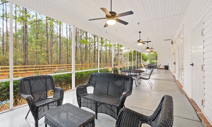 Grand Bay Apartment | 1 Bedroom Apartment at Oak + Fountain! - #16