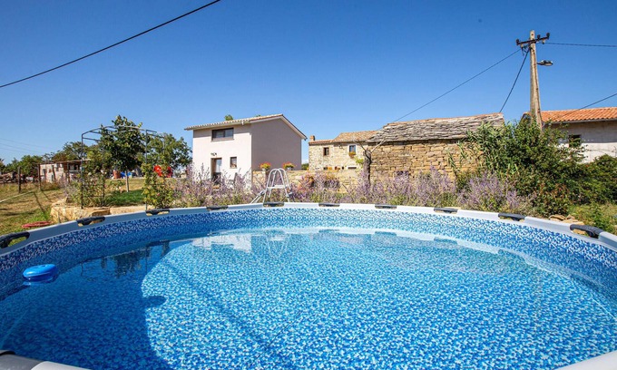 Gracisce House | 1 bedroom awesome home in Gracisce
