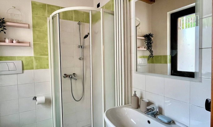 Valeggio sul Mincio Apartment | 1 Bedroom Apartment in Valeggio sul Mincio