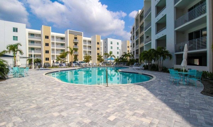 North Trail Condo | 1 BR Condo Downtown Sarasota - Close To Beaches - Enjoy Sarasota