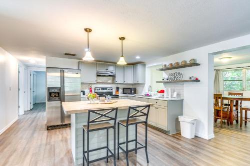 Chassahowitzka House | 1 Mi to Boat Ramp Home Near Chassahowitzka River!