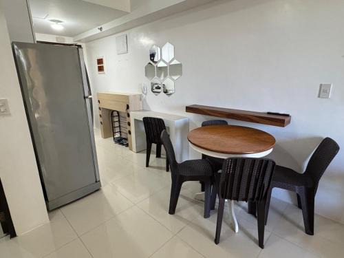 Baguio Apartment | 1 minute walk to mines view park and good shepherd