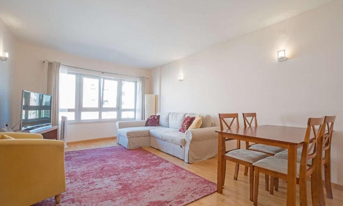 Alto do Pina Apartment | 1-minute walk to the Metro and 2 to the Supermarket