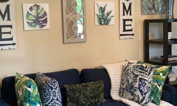 Kinston House | 1 of a Kind Staycation Destination