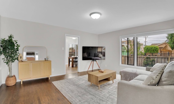 Shoreview House | 10 min from SFO Airport, Downtown San Mateo, and Hillsdale Mall with WIFI