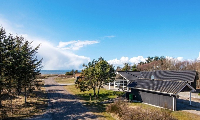 Vesthimmerland Municipality House | 10 person holiday home in Løgstør-By Traum