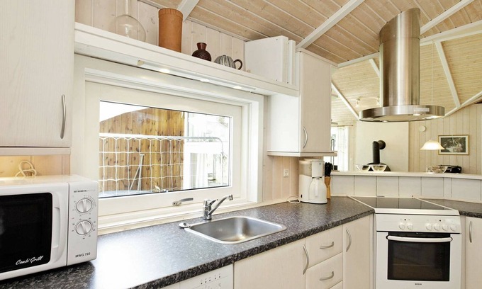 Aalbaek House | 10 person holiday home in Ålbæk