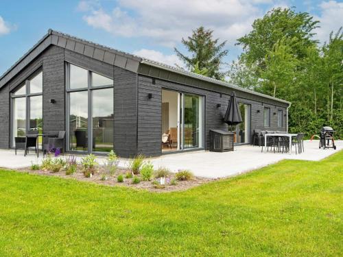 Ansager House | 10 person holiday home in Ansager