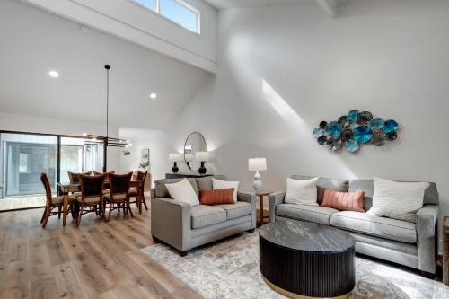 Beach Lagoon House | 10 Turtle Lane at The Sea Pines Resort
