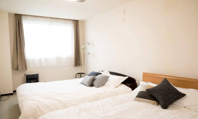 Asahikawa House | 100 Asahikawa near downtown cozy building w wifi/Asahikawa Hokkaidō