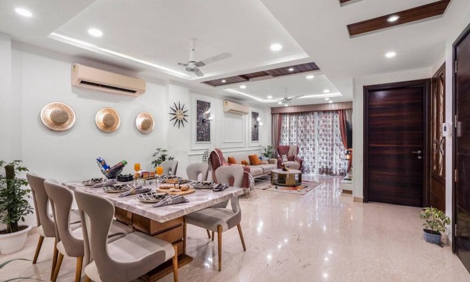 Saket House | 100 m² House ∙ 2 bedrooms ∙ 16 guests